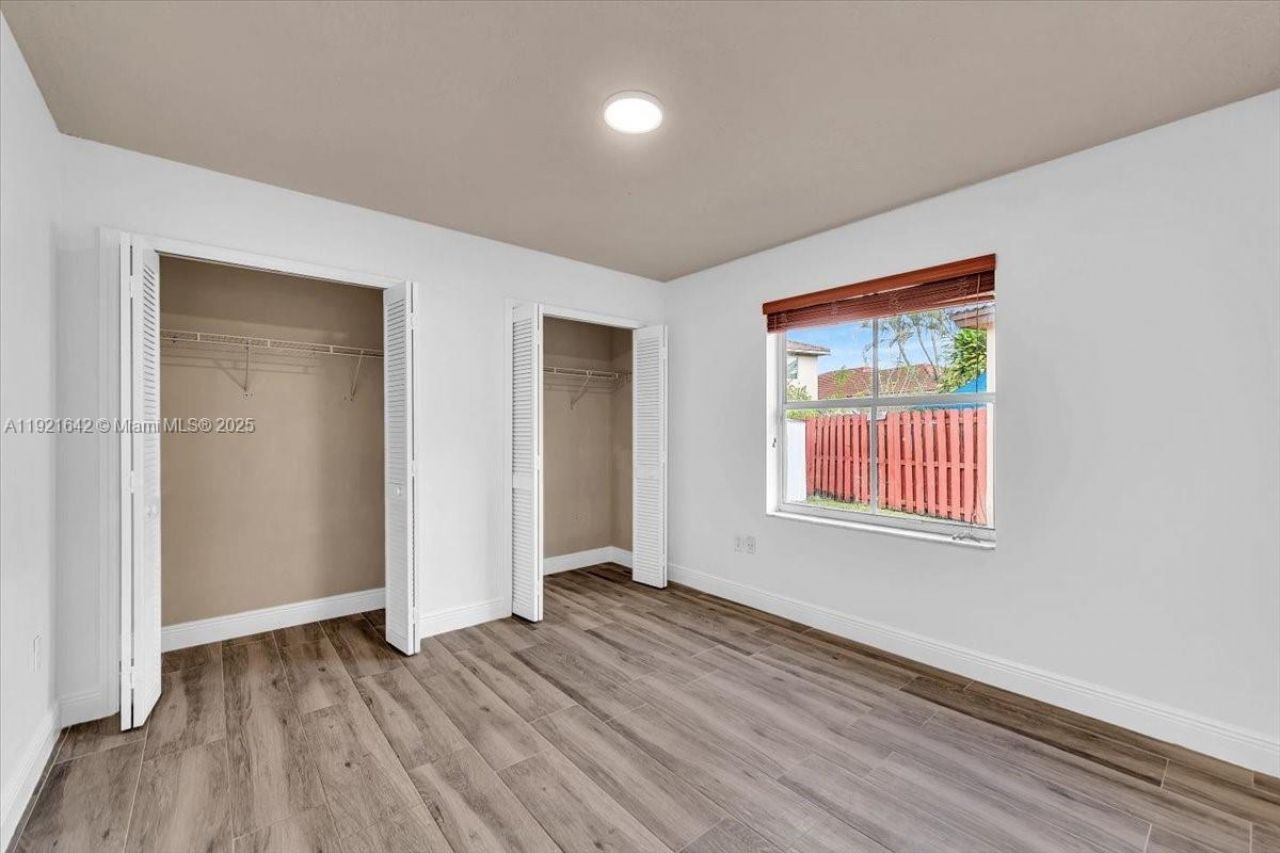 16283 SW 83rd St, Miami, FL 33193 Photo