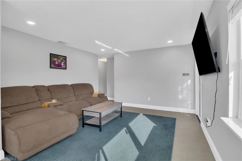 853 Java Plum Ave, North Fort Myers, FL 33903 Photo