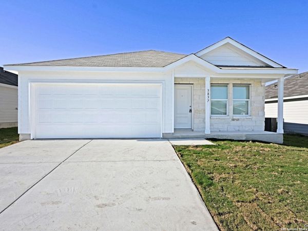 3837 Low Tide, Seguin, TX 78155