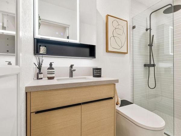 2857 N Los Felices Road, Unit 203, Palm Springs, CA 92262