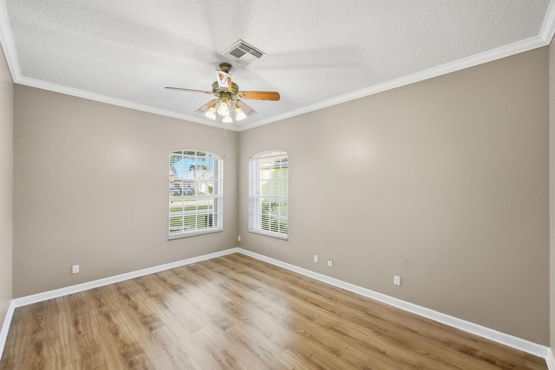 665 SW Sw Lake Charles Circle, Port Saint Lucie, FL 34986 Photo