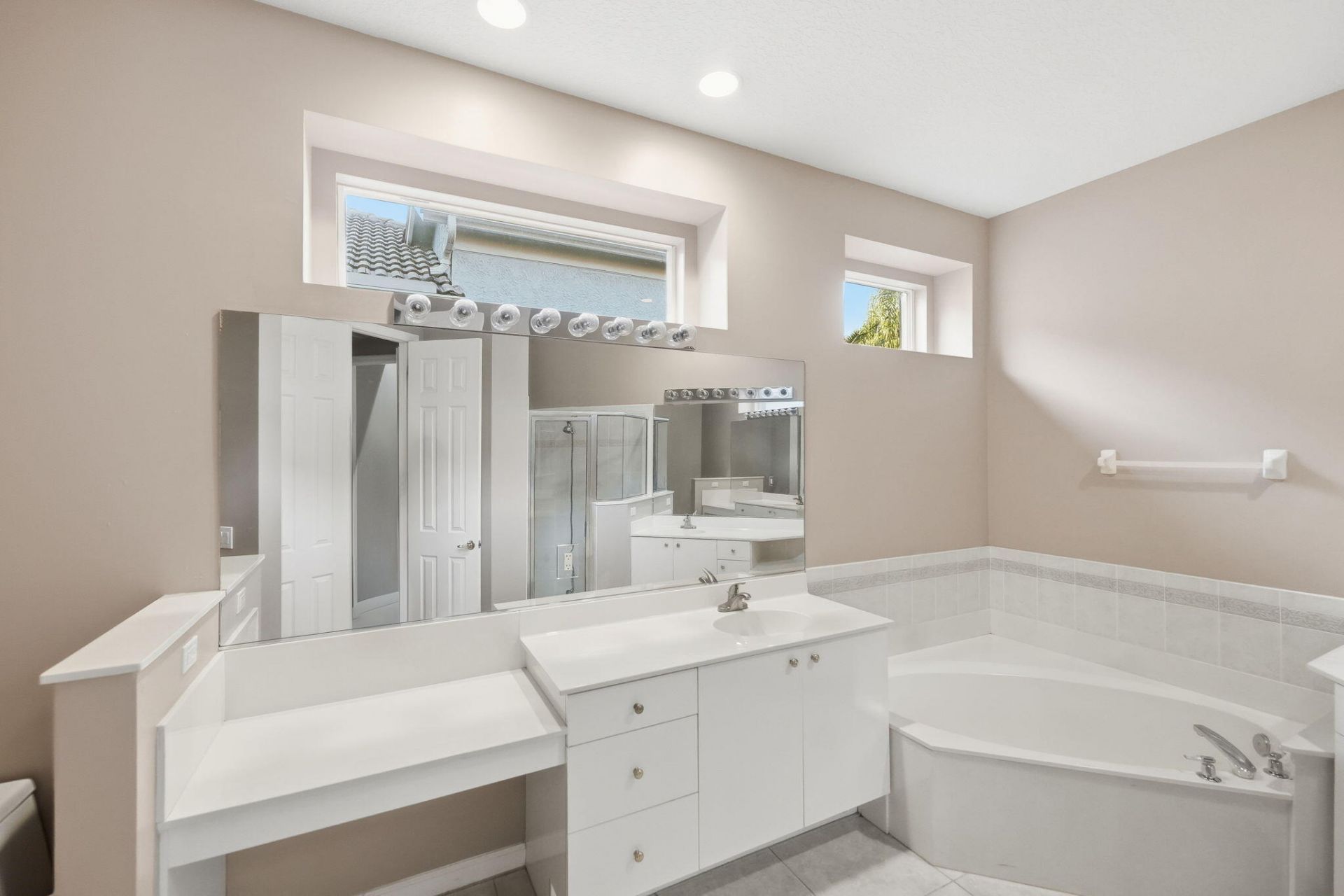 665 SW Sw Lake Charles Circle, Port Saint Lucie, FL 34986 Photo