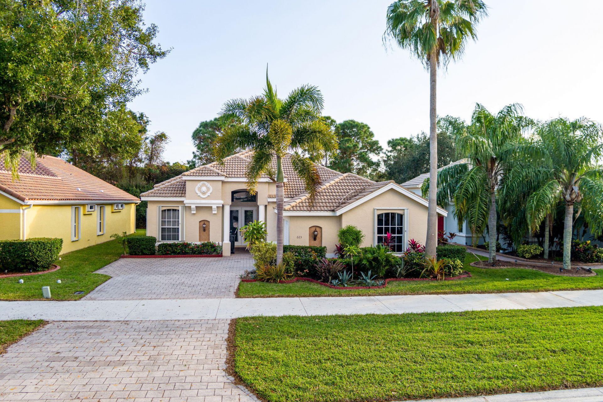 665 SW Sw Lake Charles Circle, Port Saint Lucie, FL 34986 Photo