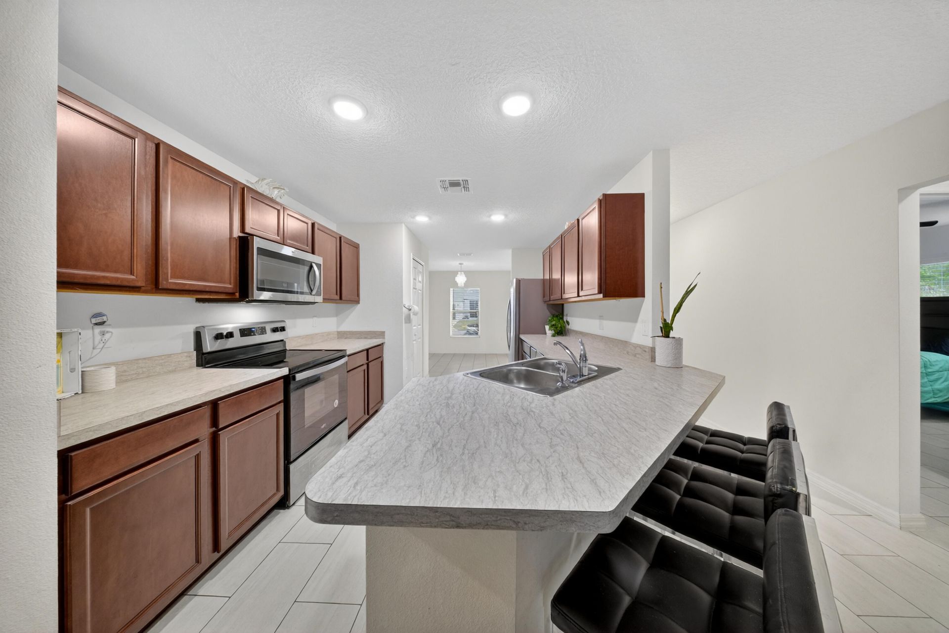 949 SW Fisherman Avenue, Port Saint Lucie, FL 34953 Photo