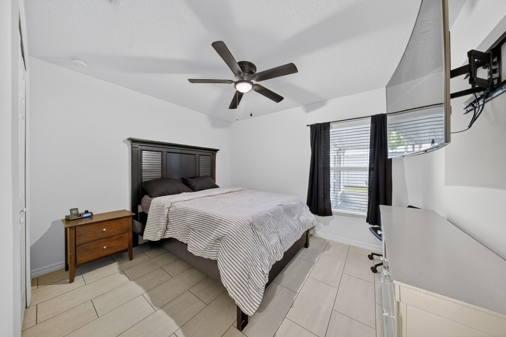 949 SW Fisherman Avenue, Port Saint Lucie, FL 34953 Photo