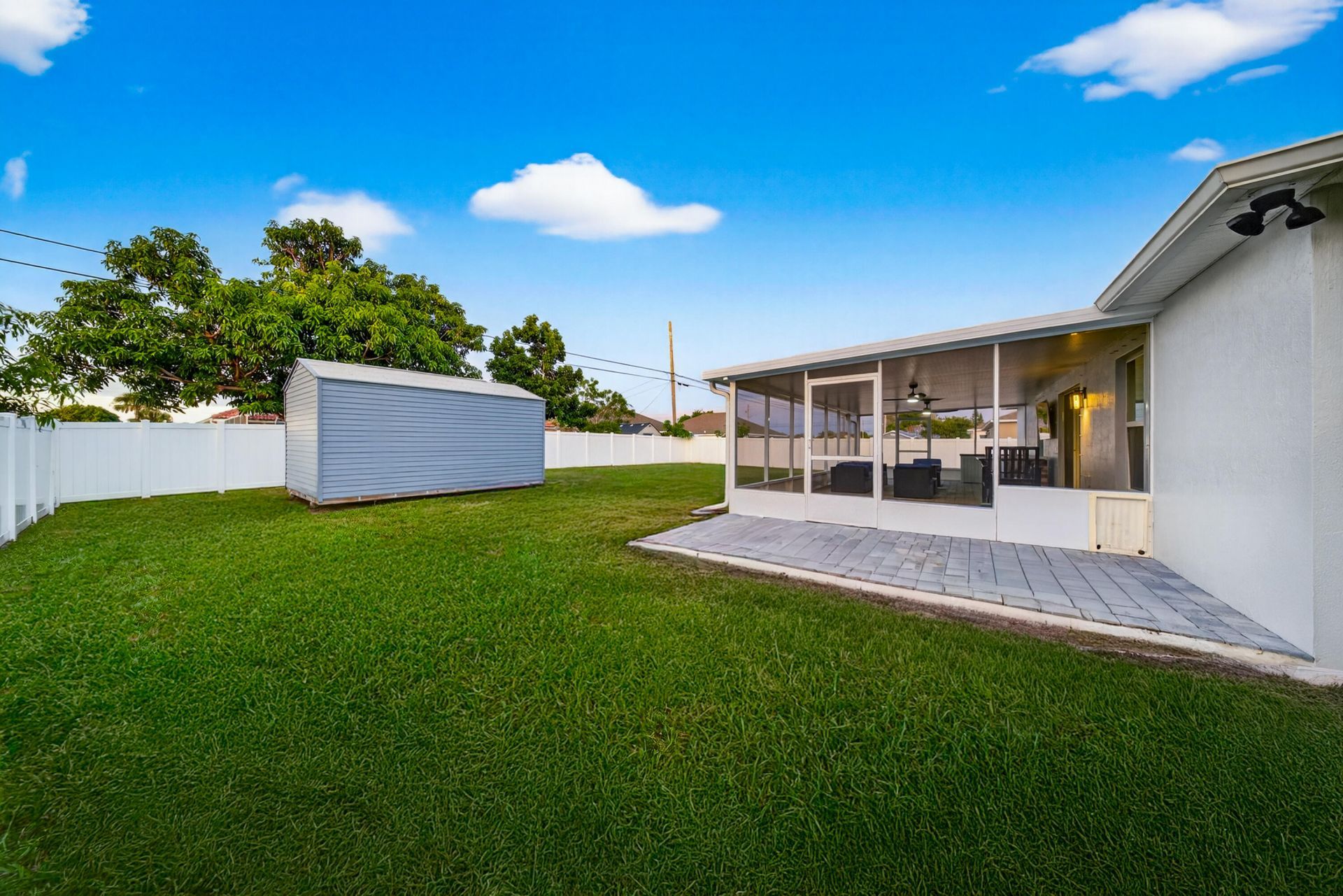 949 SW Fisherman Avenue, Port Saint Lucie, FL 34953 Photo