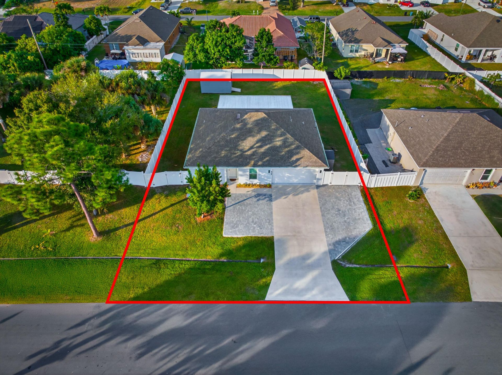 949 SW Fisherman Avenue, Port Saint Lucie, FL 34953 Photo