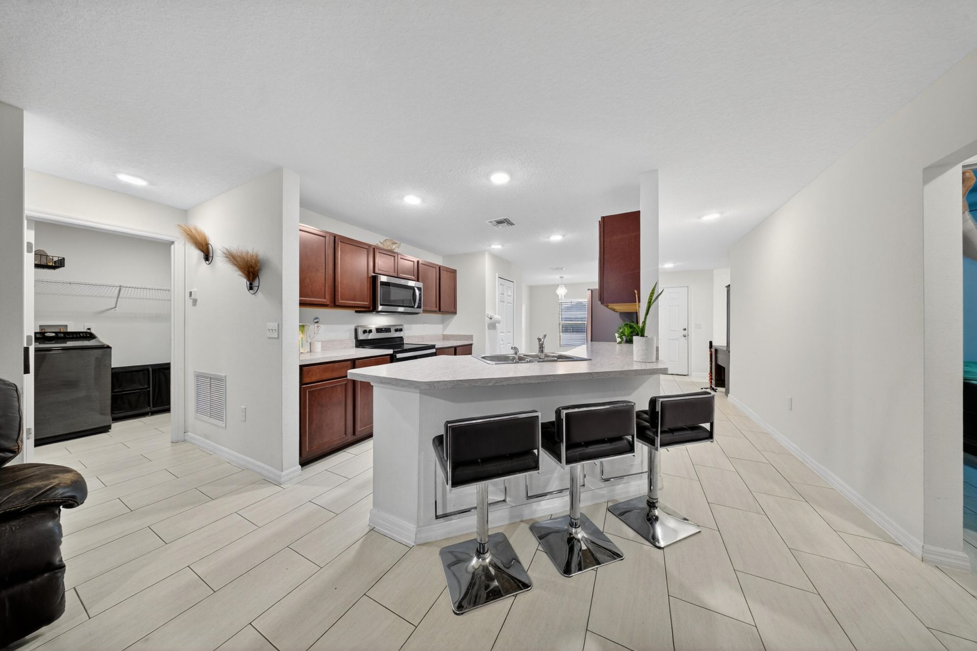 949 SW Fisherman Avenue, Port Saint Lucie, FL 34953 Photo