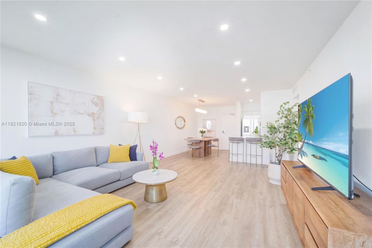 1500 Bay Rd, Unit 1558S, Miami Beach, FL 33139 Photo