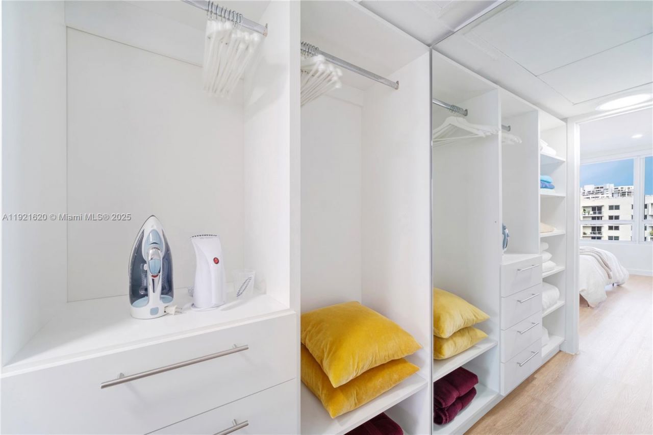 1500 Bay Rd, Unit 1558S, Miami Beach, FL 33139 Photo