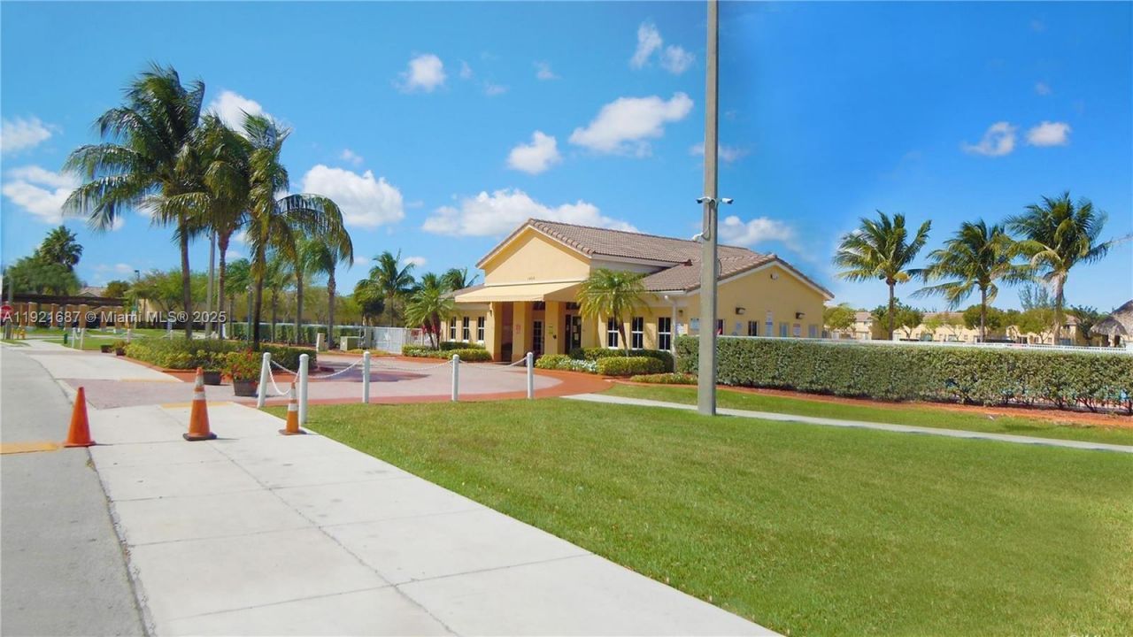 1535 SE 26th St, Unit 103, Homestead, FL 33035 Photo