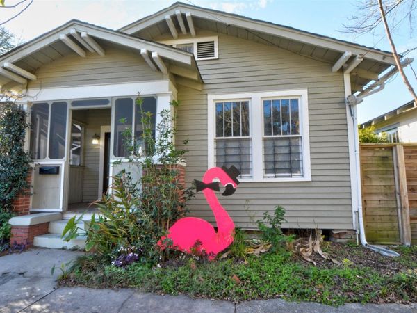 647 Bungalow Ln, Baton Rouge, LA 70802