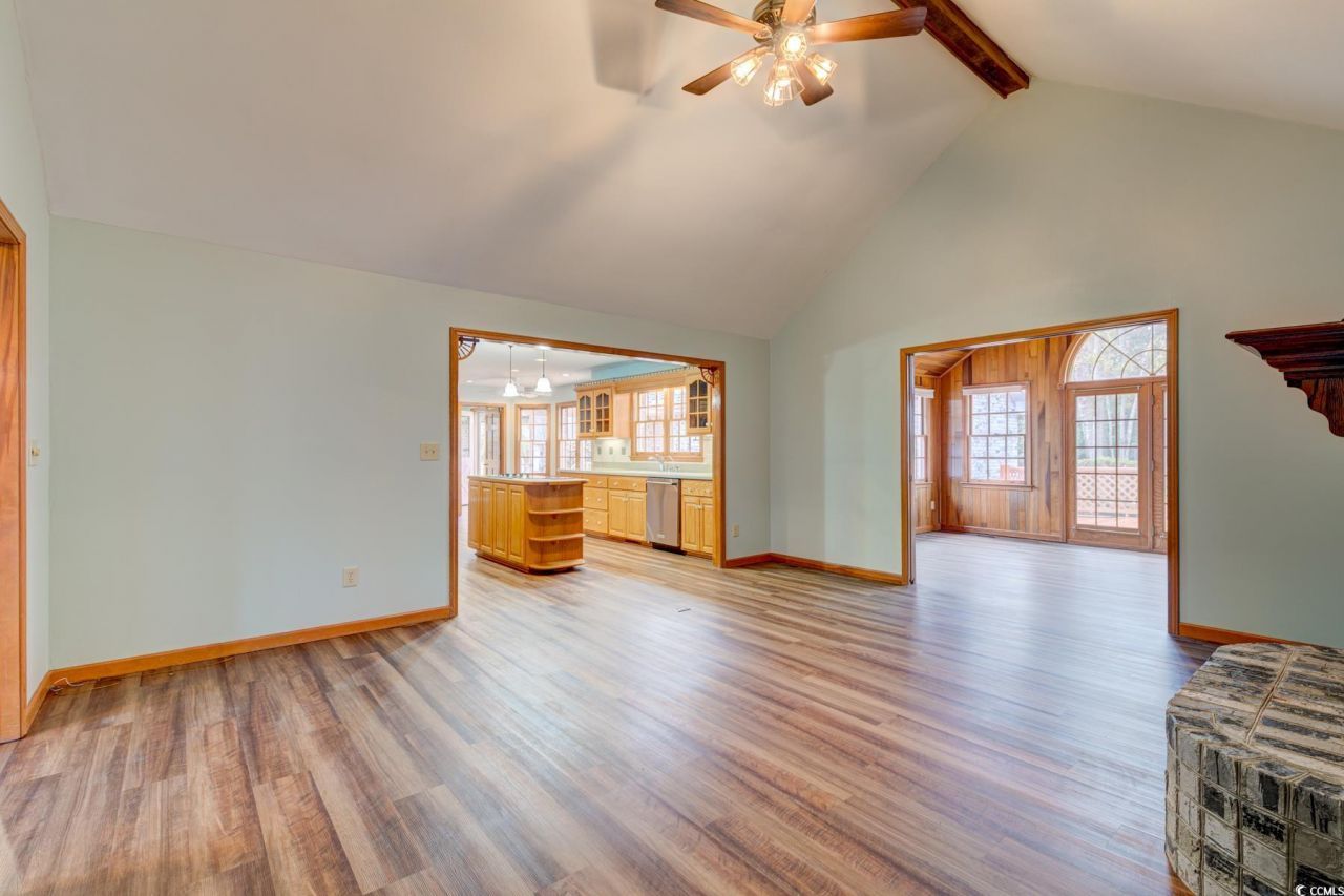 509 Acadian Way Photo 10