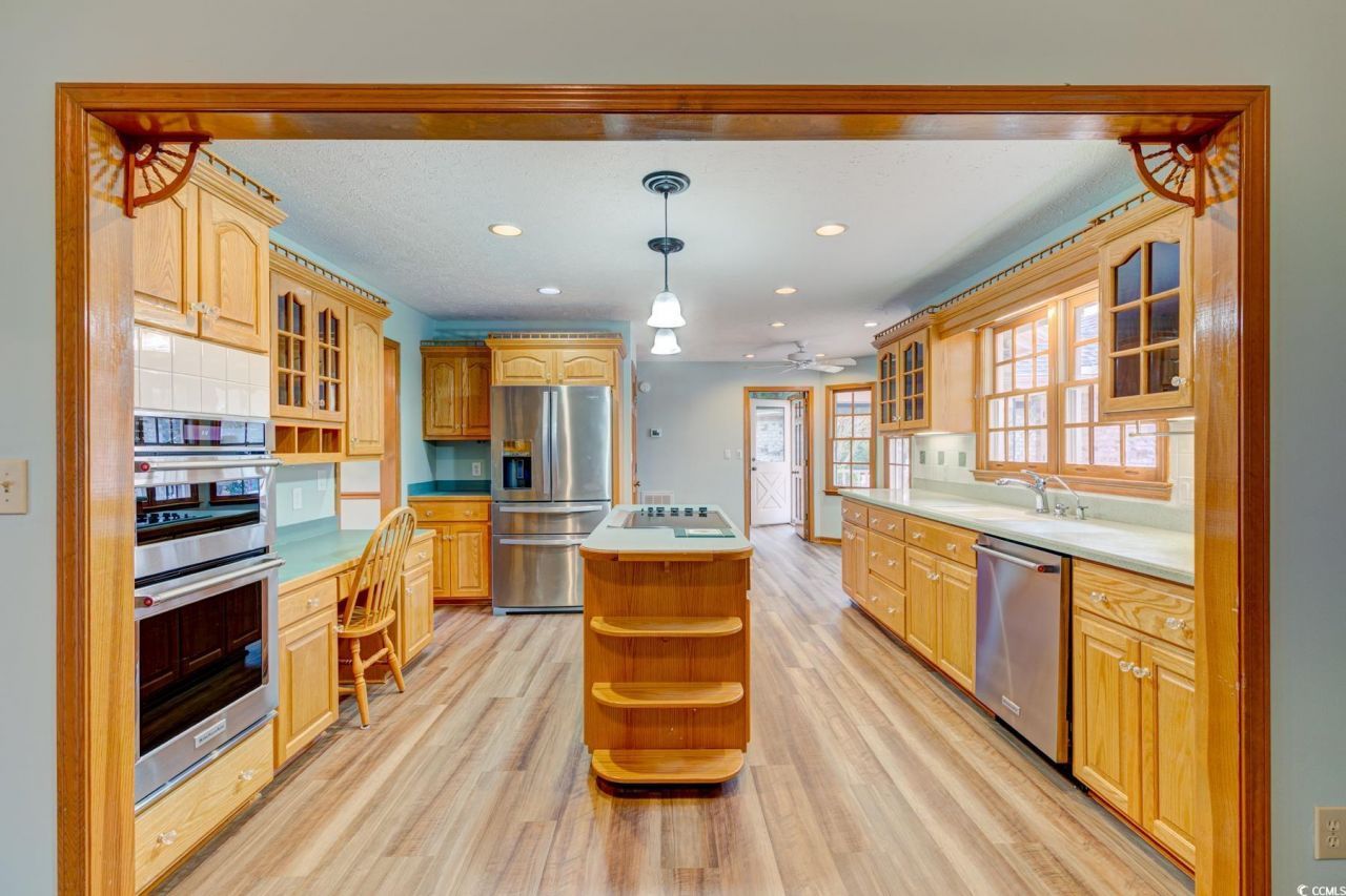 509 Acadian Way Photo 14