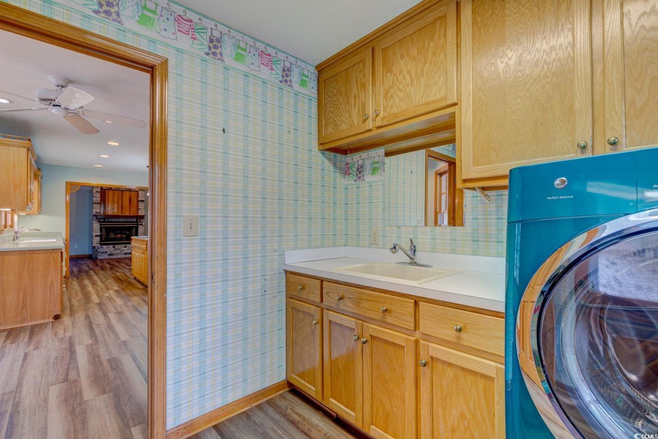 509 Acadian Way Photo 29