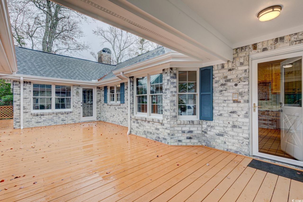 509 Acadian Way Photo 32