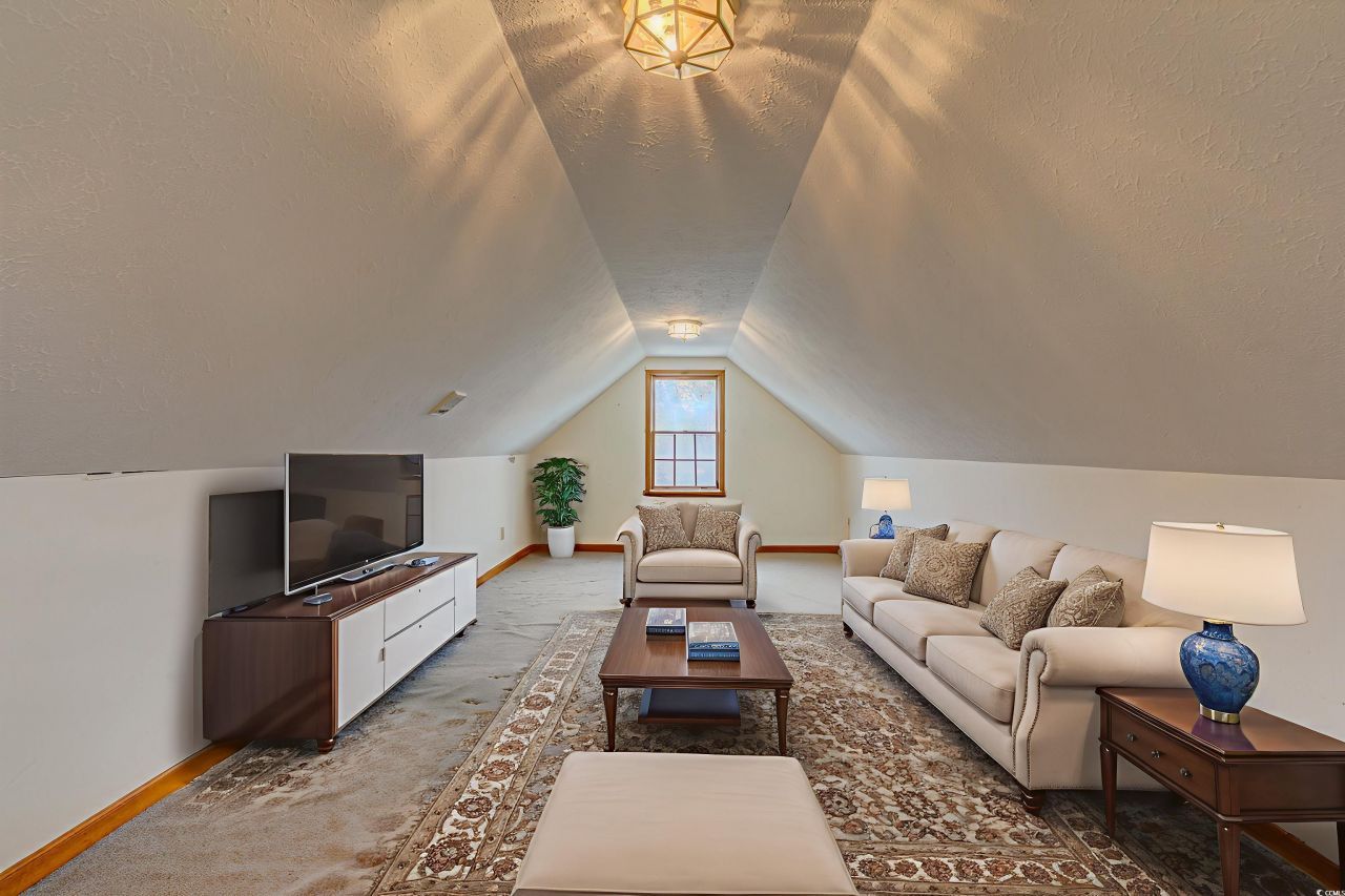 509 Acadian Way Photo 34