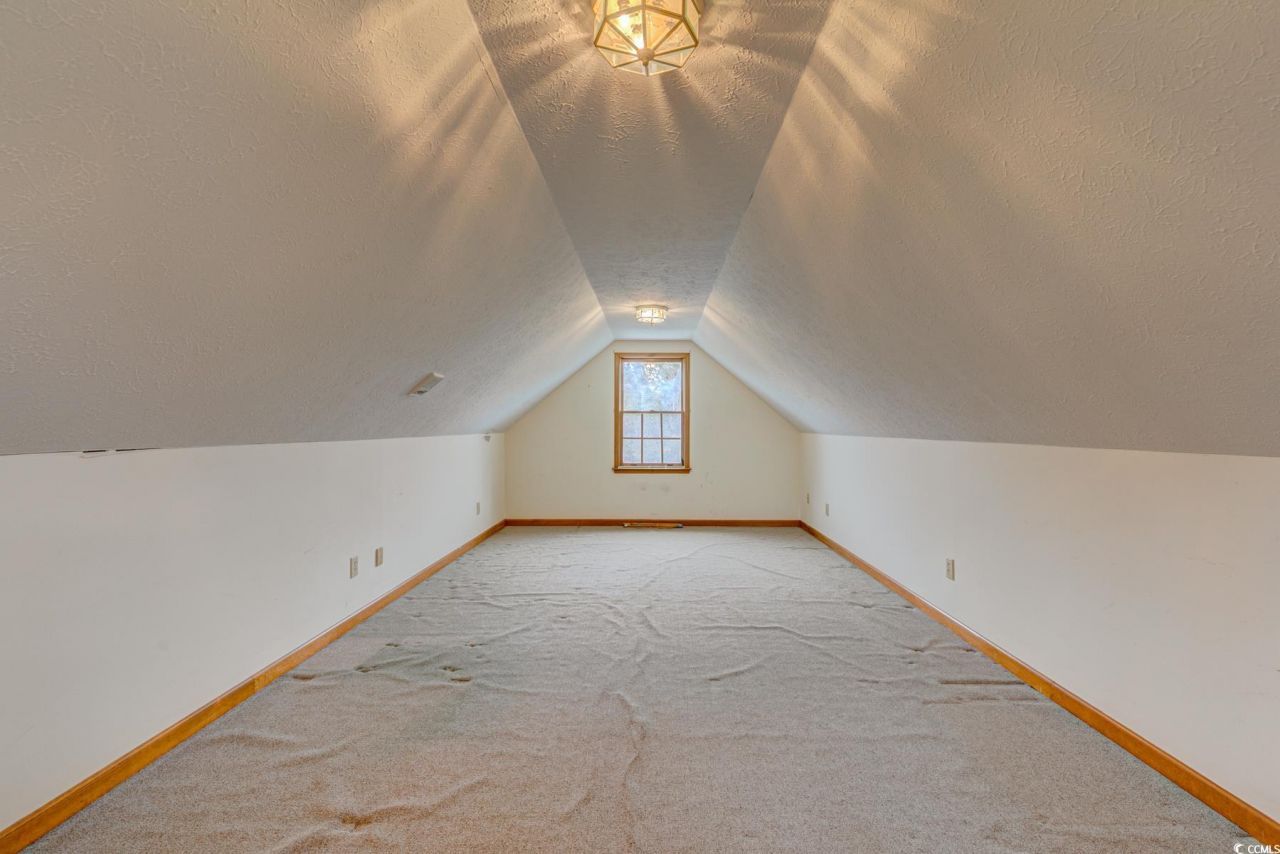 509 Acadian Way Photo 35