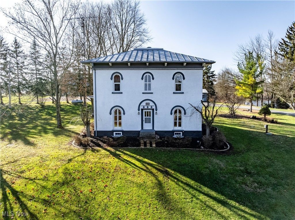 5951 State Route 303, Wakeman, OH 44889 Main Photo