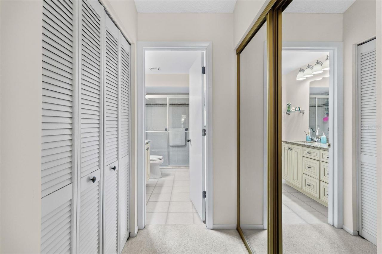 6089 Clubside Drive, Unit 00, Sarasota, FL 34243 Photo