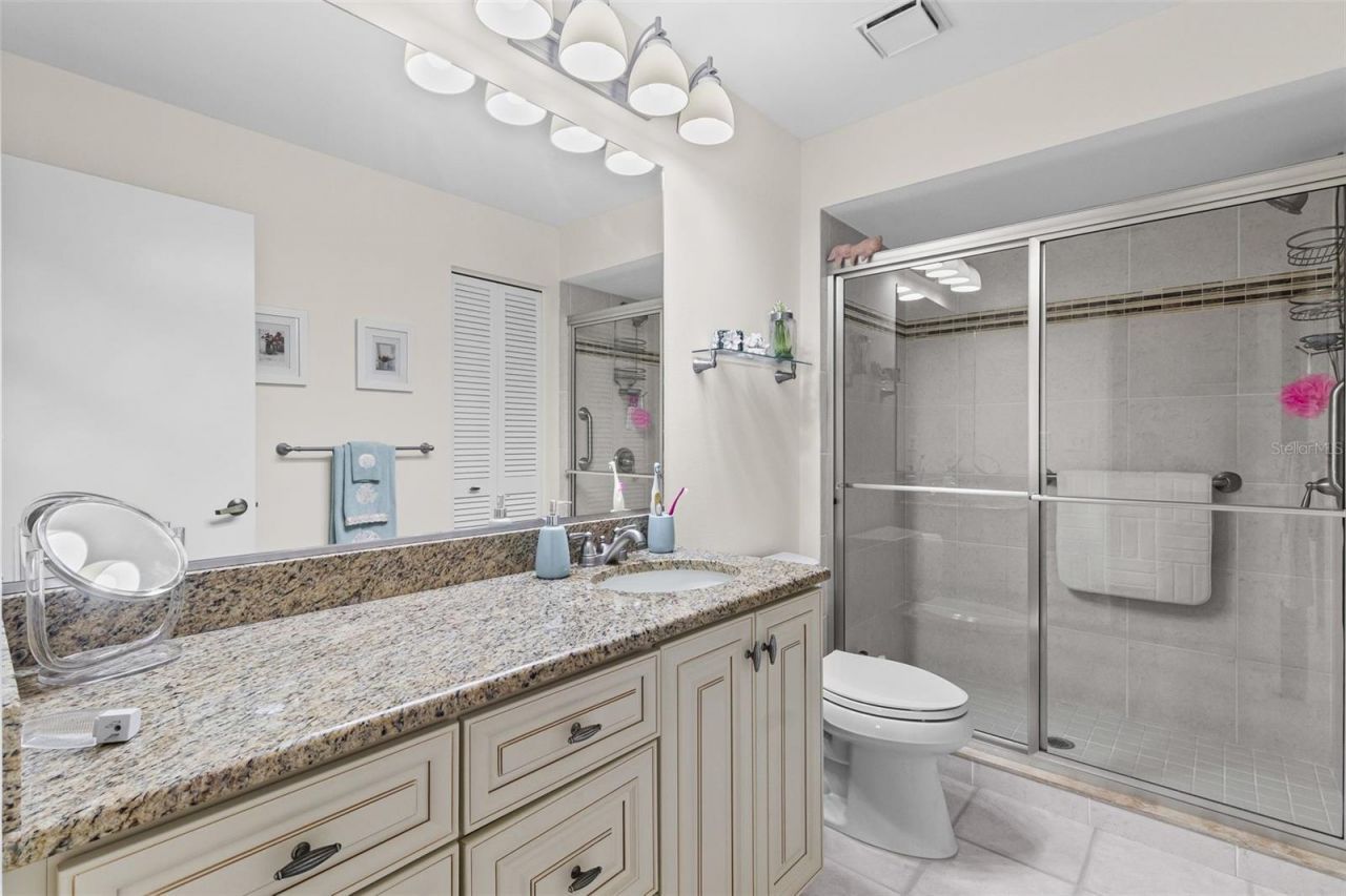 6089 Clubside Drive, Unit 00, Sarasota, FL 34243 Photo