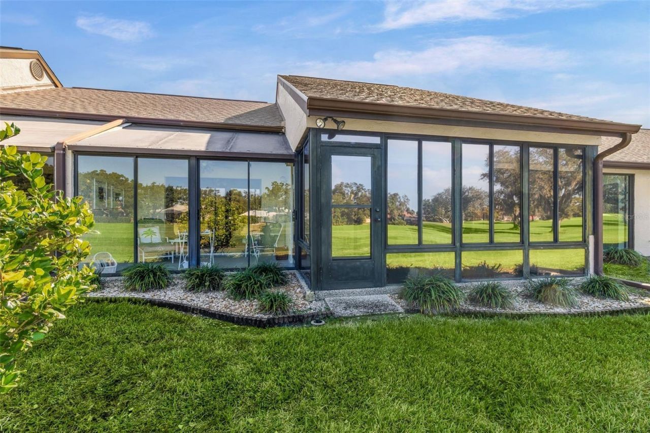 6089 Clubside Drive, Unit 00, Sarasota, FL 34243 Photo