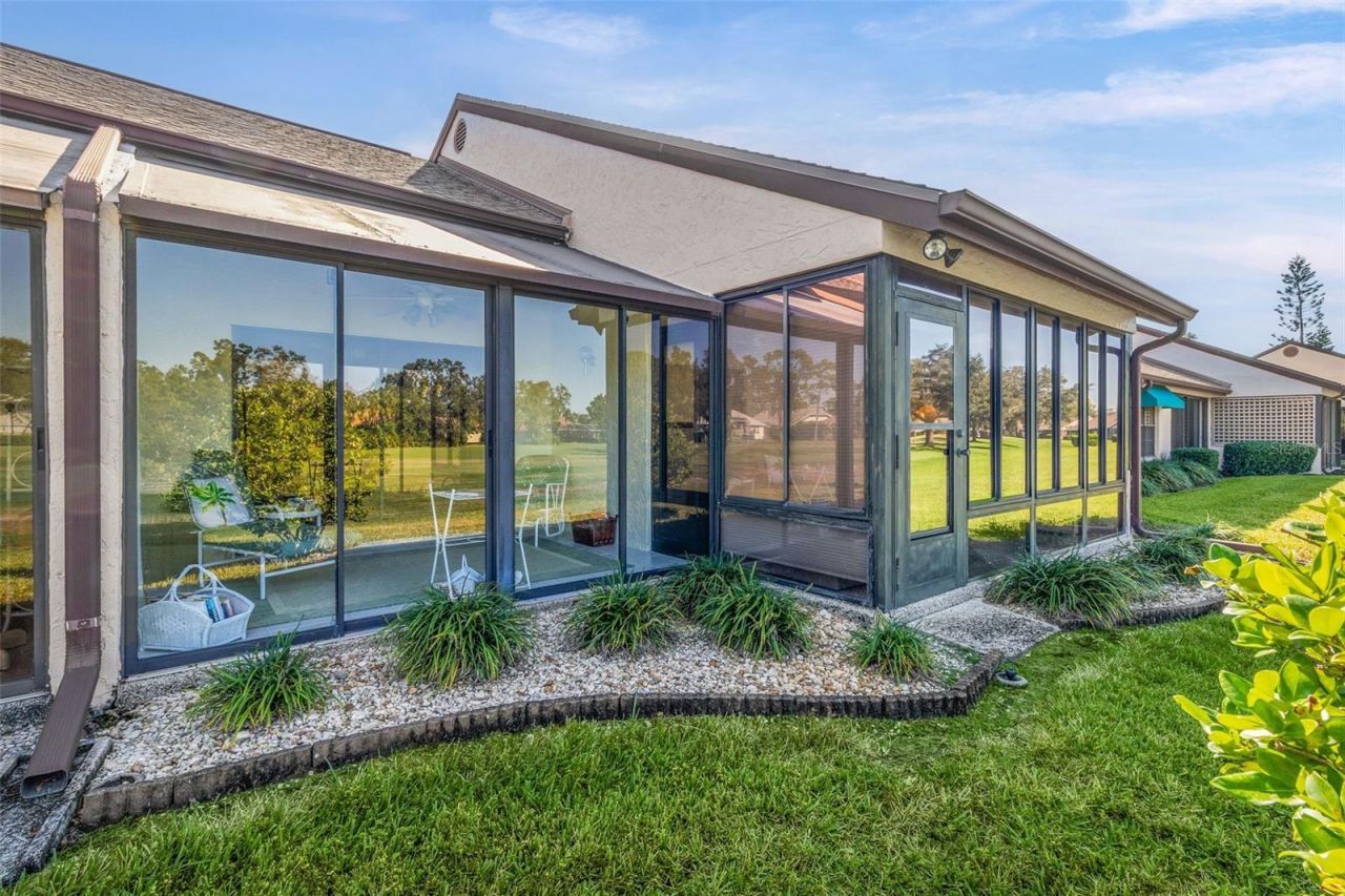 6089 Clubside Drive, Unit 00, Sarasota, FL 34243 Photo