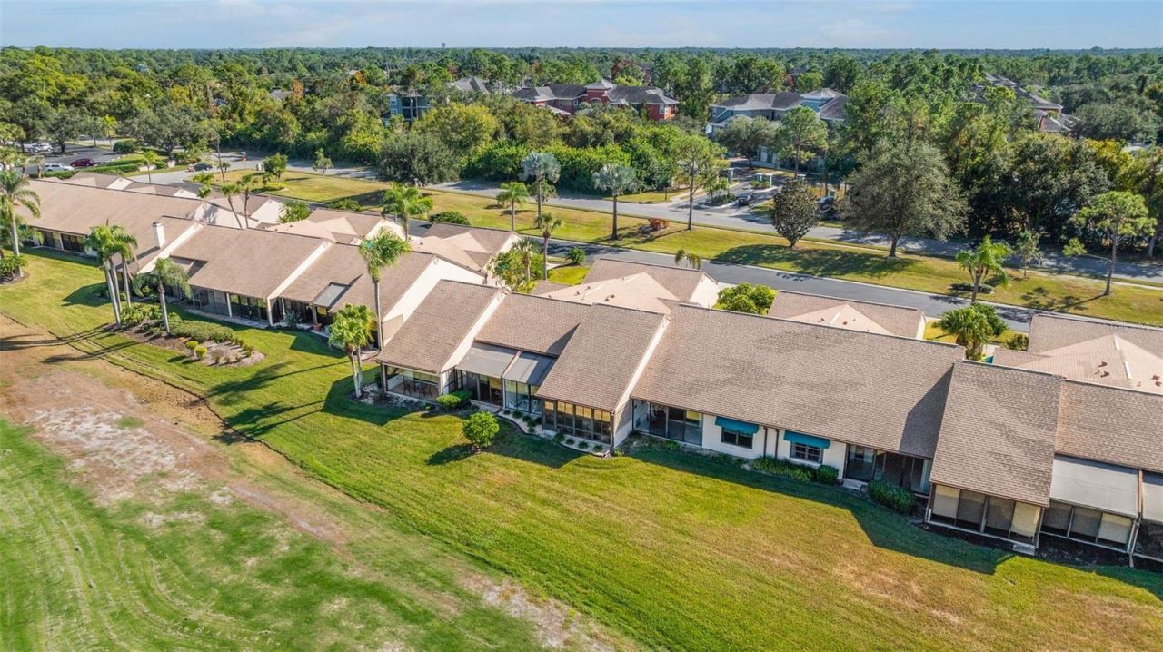 6089 Clubside Drive, Unit 00, Sarasota, FL 34243 Photo