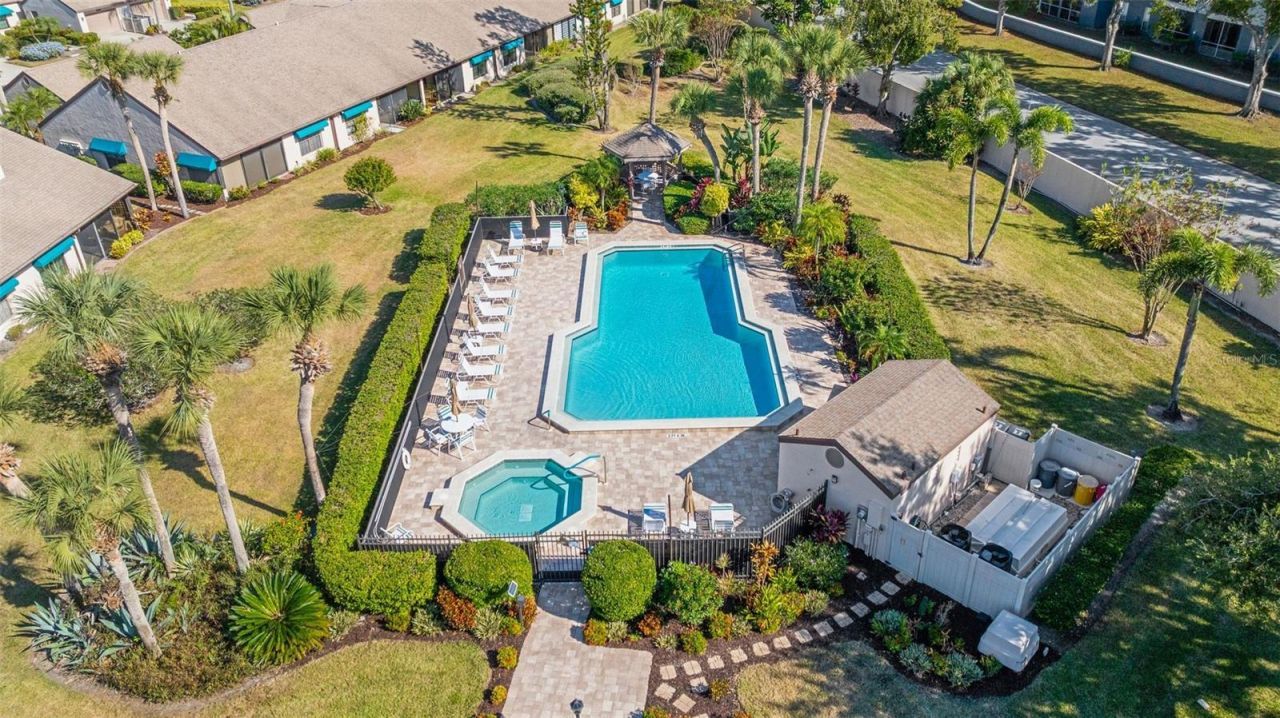 6089 Clubside Drive, Unit 00, Sarasota, FL 34243 Photo