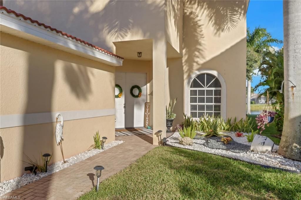 2675 Blue Cypress Lake Ct, Cape Coral, FL 33909 Photo