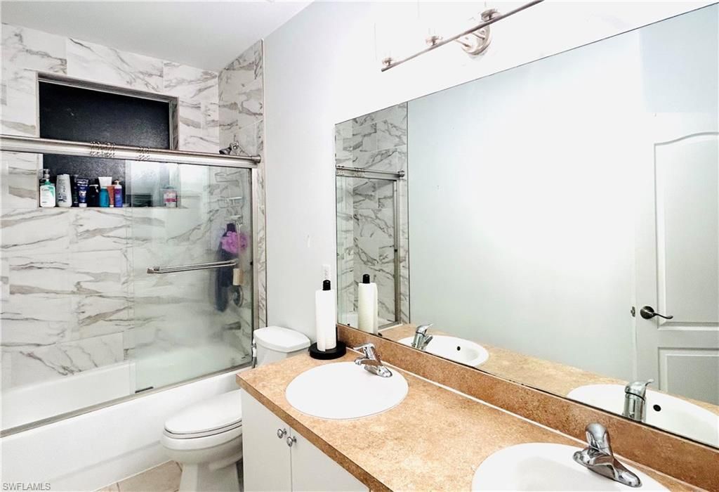 2675 Blue Cypress Lake Ct, Cape Coral, FL 33909 Photo