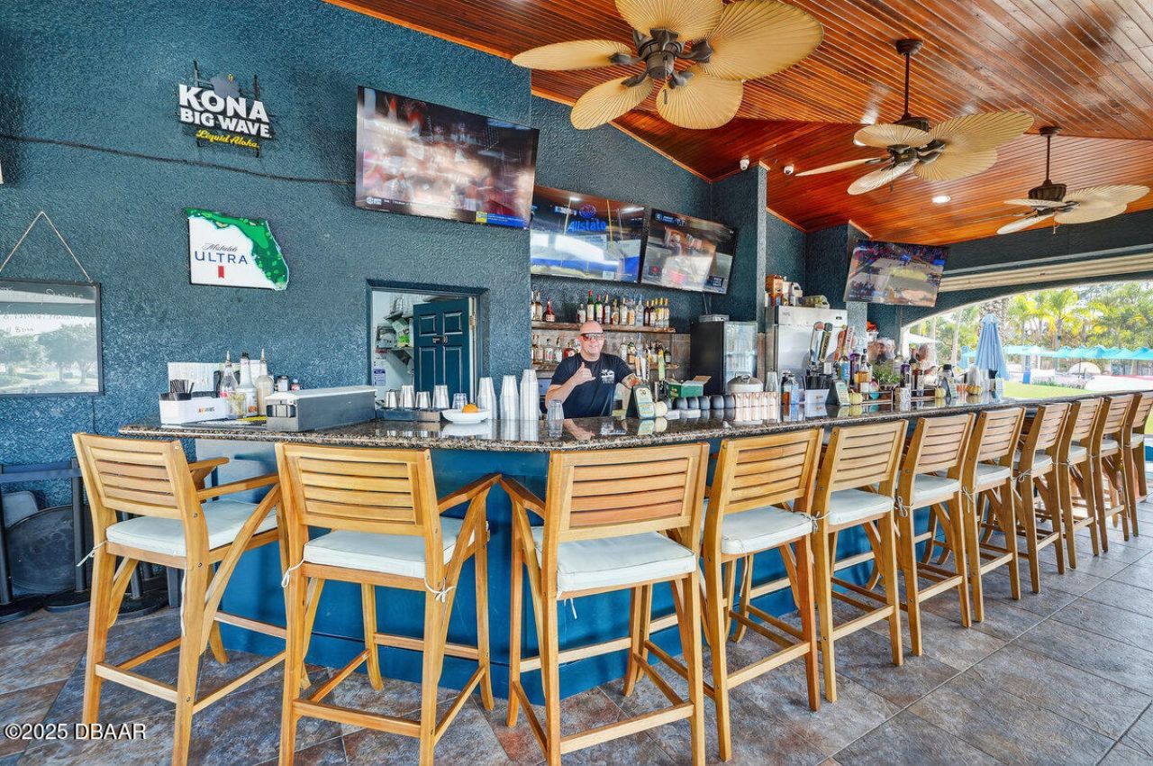 384 Leoni Street, New Smyrna Beach, FL 32168 Photo