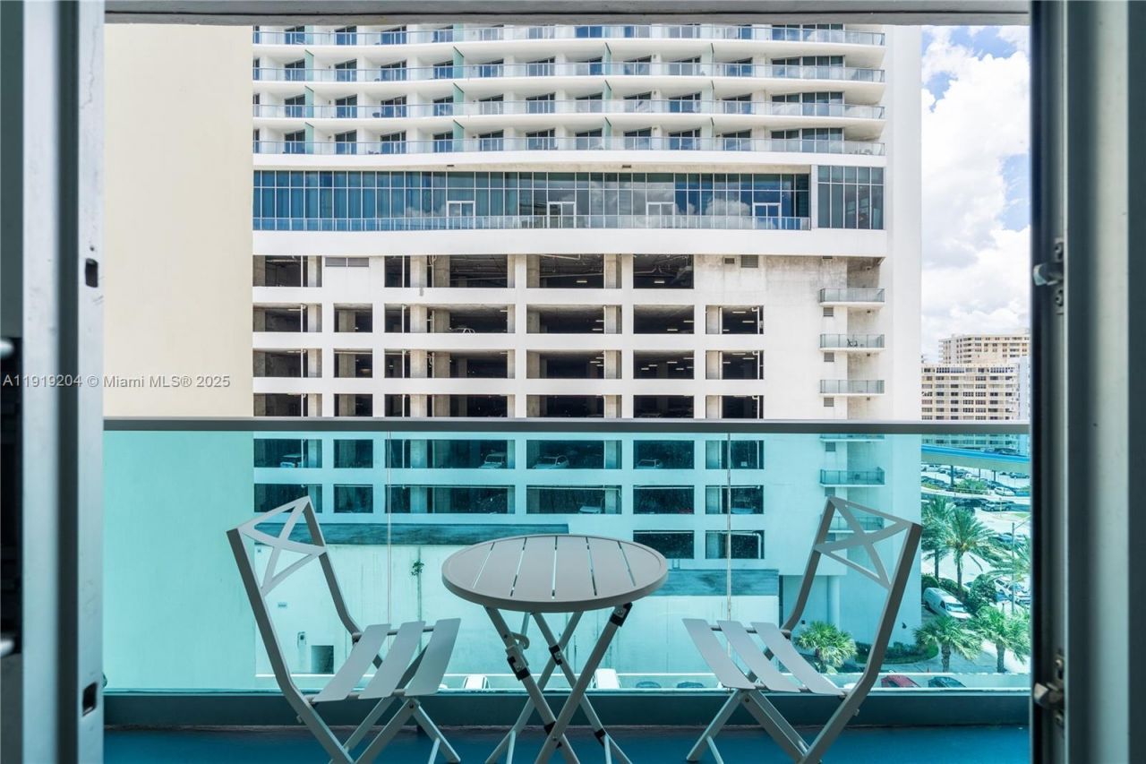 4001 S Ocean Dr, Unit 8F, Hollywood, FL 33019 Photo