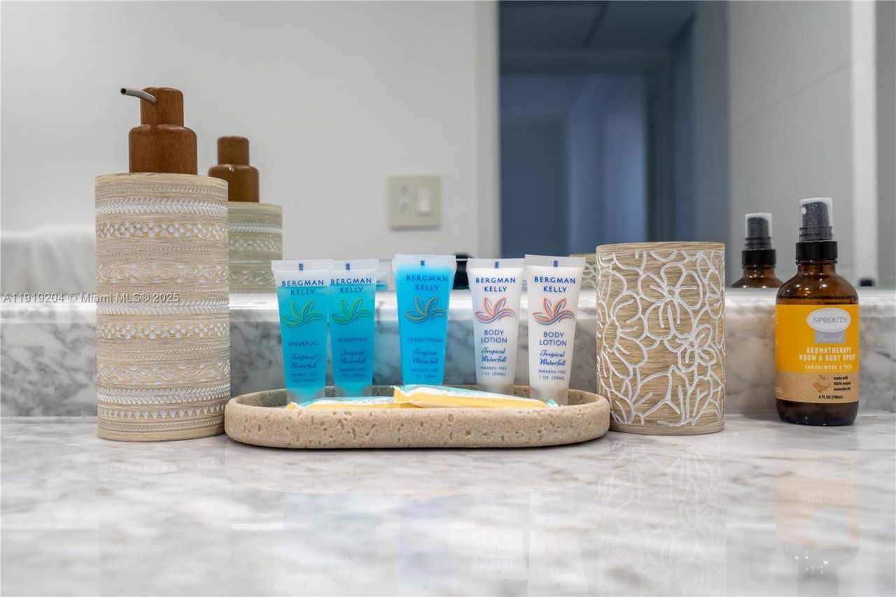 4001 S Ocean Dr, Unit 8F, Hollywood, FL 33019 Photo