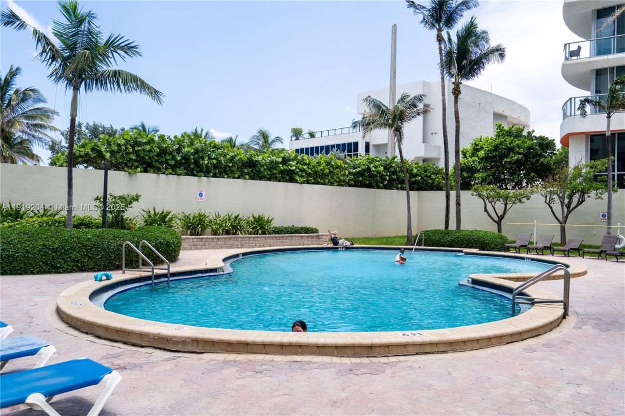 4001 S Ocean Dr, Unit 8F, Hollywood, FL 33019 Photo