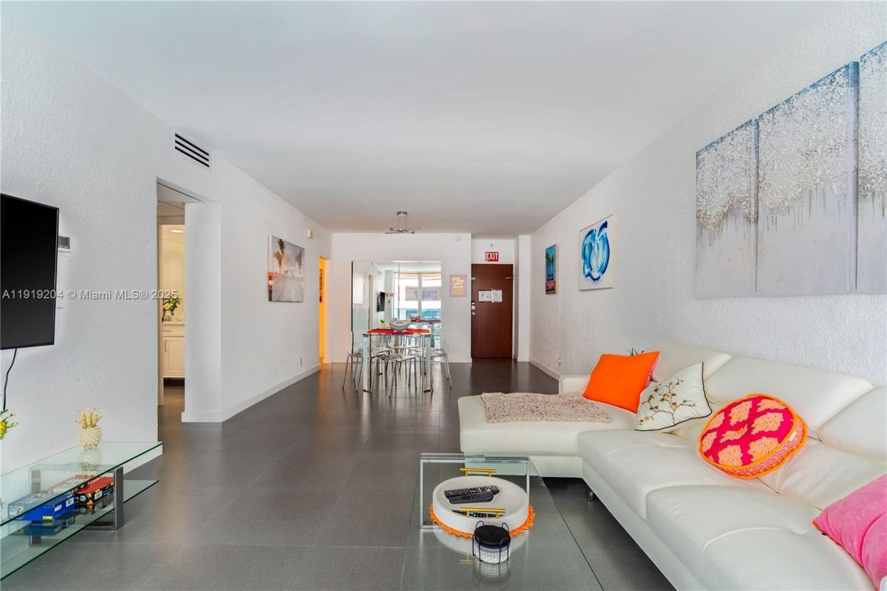 4001 S Ocean Dr, Unit 8F, Hollywood, FL 33019 Photo