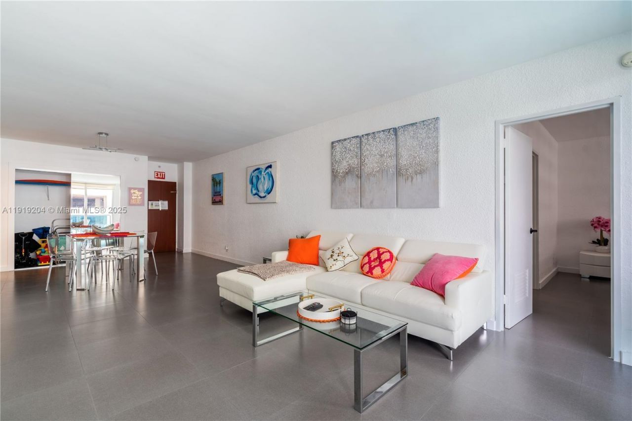 4001 S Ocean Dr, Unit 8F, Hollywood, FL 33019 Photo