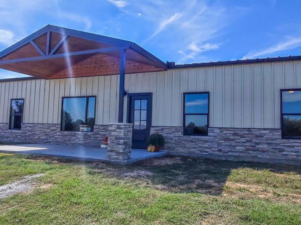 64 Reagan Drive, Eufaula, OK 74432