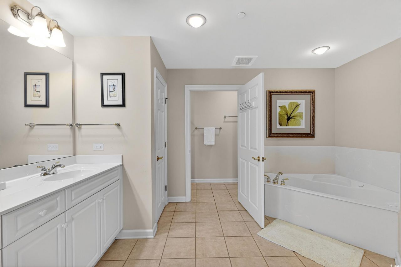 8500 Margate Circle Photo 20