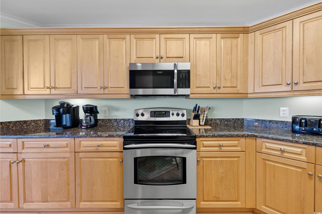 8500 Margate Circle Photo 36