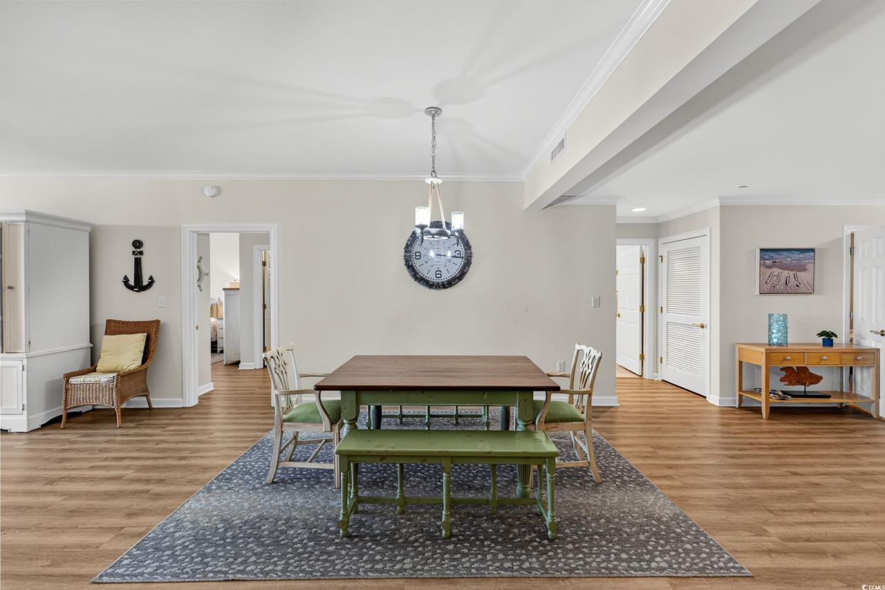 8500 Margate Circle Photo 9