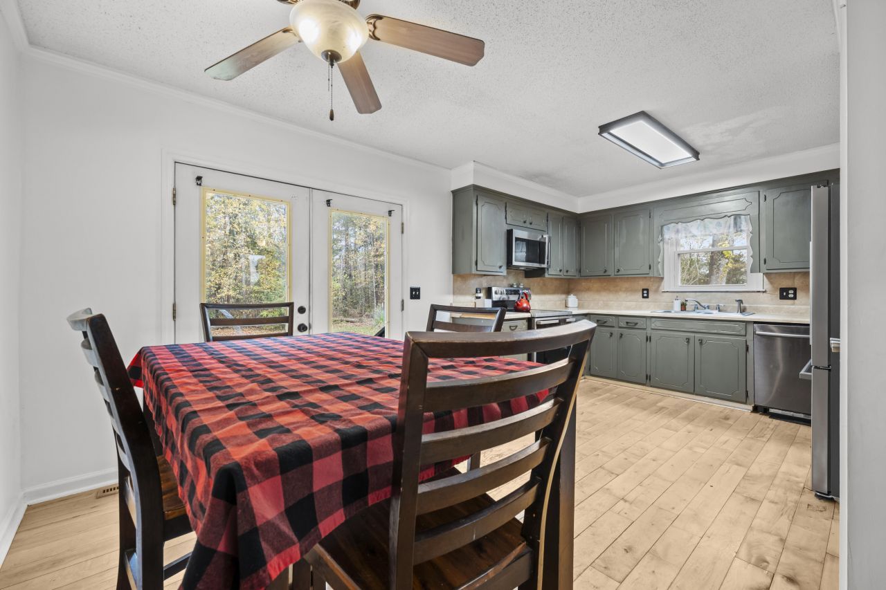 4027 Highway 78 Photo 6