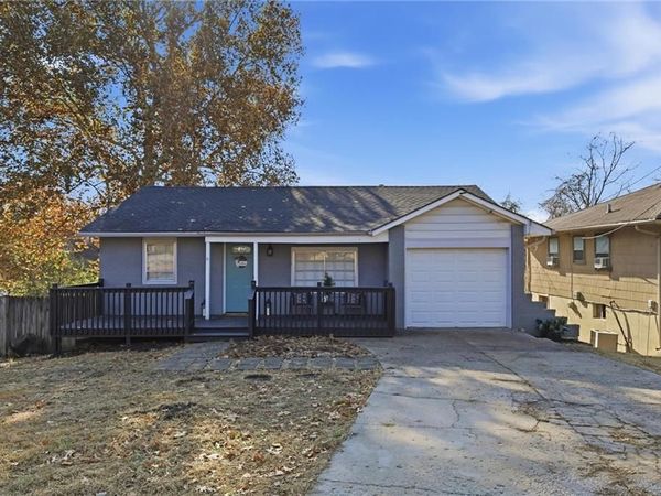 5919 E 56th Street, Kansas City, MO 64129