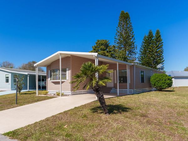 13998 Encantardo Circle, Fort Pierce, FL 34951