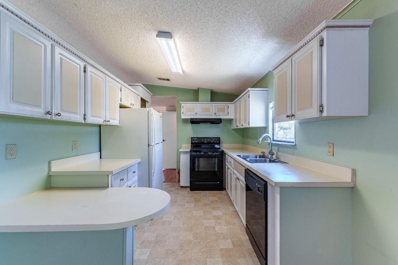13998 Encantardo Circle, Fort Pierce, FL 34951 Photo