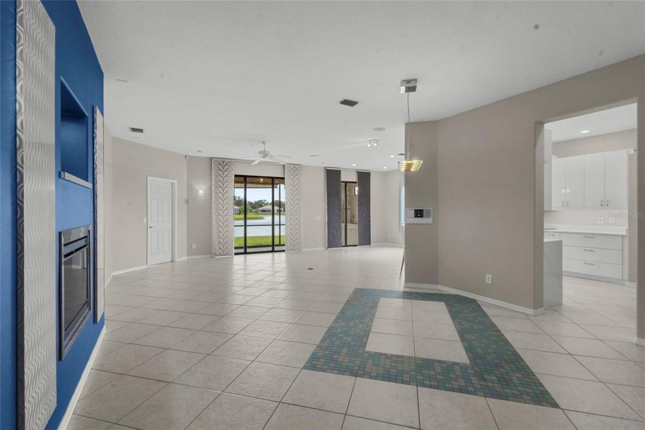 4160 Mackay Falls Terrace, Sarasota, FL 34243 Photo