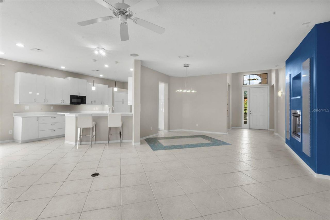 4160 Mackay Falls Terrace, Sarasota, FL 34243 Photo