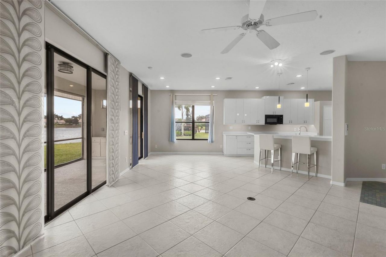 4160 Mackay Falls Terrace, Sarasota, FL 34243 Photo