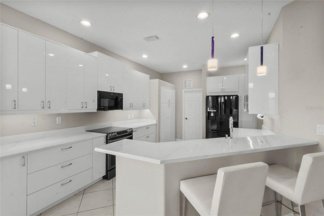 4160 Mackay Falls Terrace, Sarasota, FL 34243 Photo