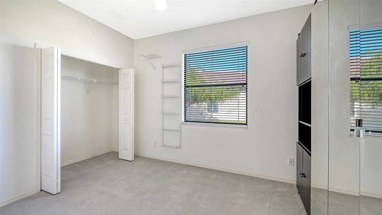 4160 Mackay Falls Terrace, Sarasota, FL 34243 Photo